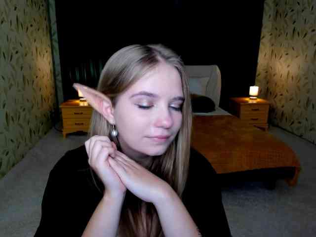 LunaCosplay webcam