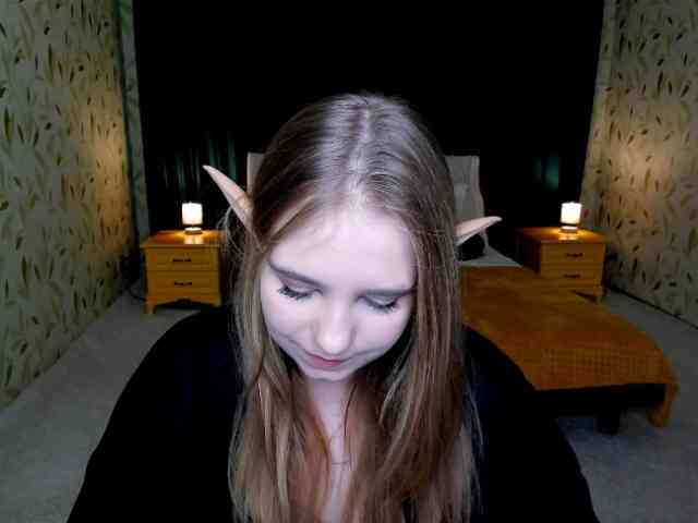 LunaCosplay webcam