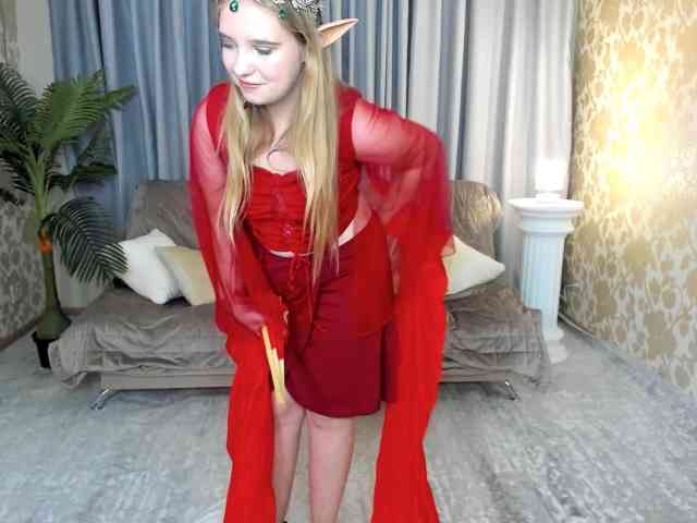 LunaCosplay webcam