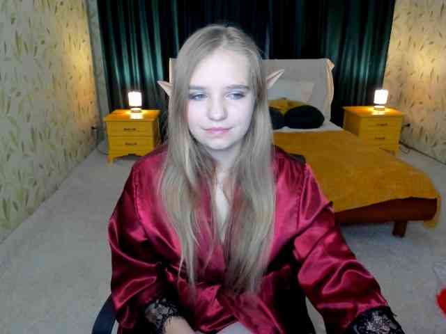 LunaCosplay webcam