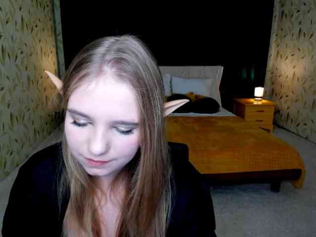 LunaCosplay webcam