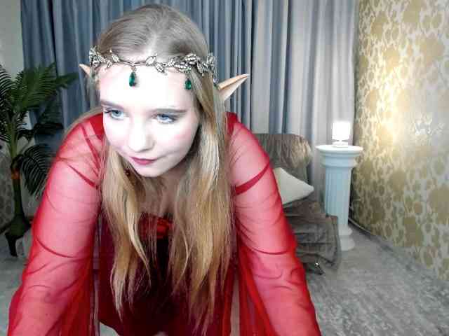 LunaCosplay webcam