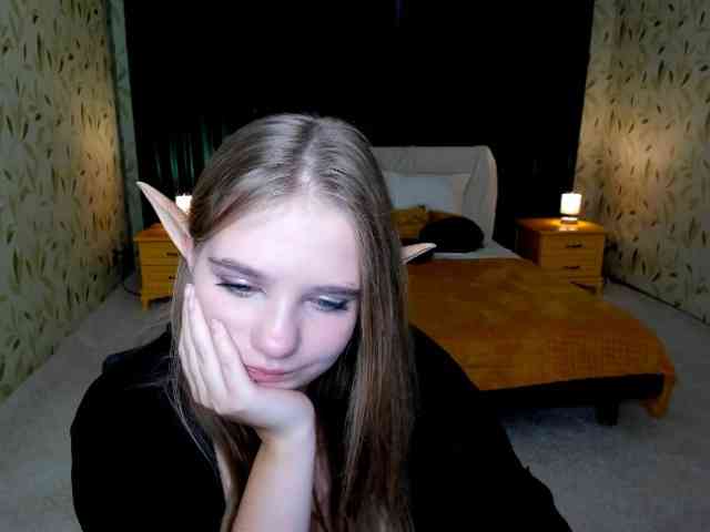 LunaCosplay webcam