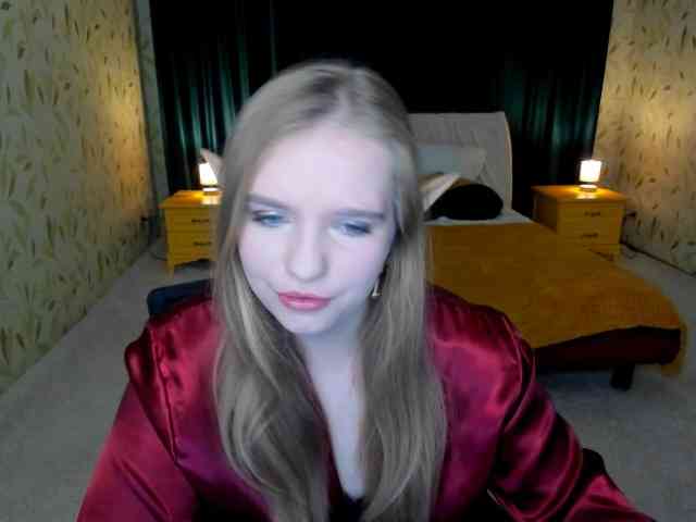 LunaCosplay webcam