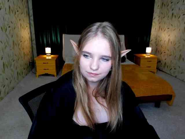 LunaCosplay webcam