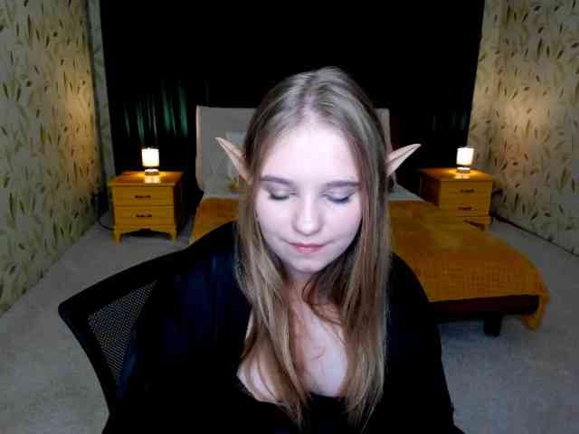 LunaCosplay webcam