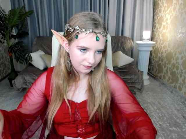 LunaCosplay webcam