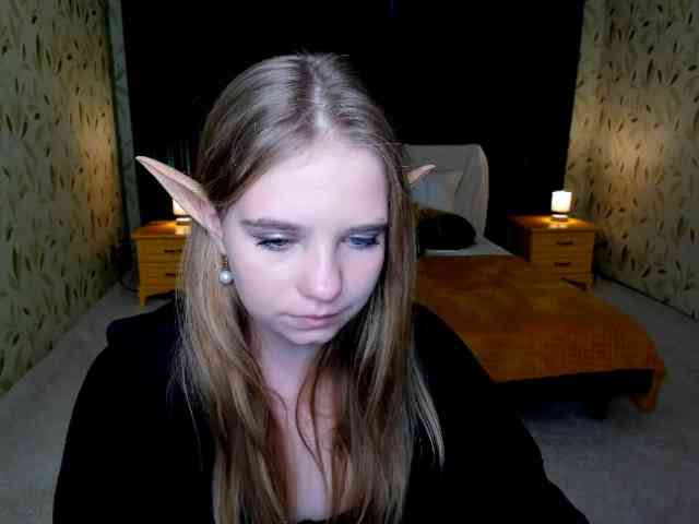 LunaCosplay webcam