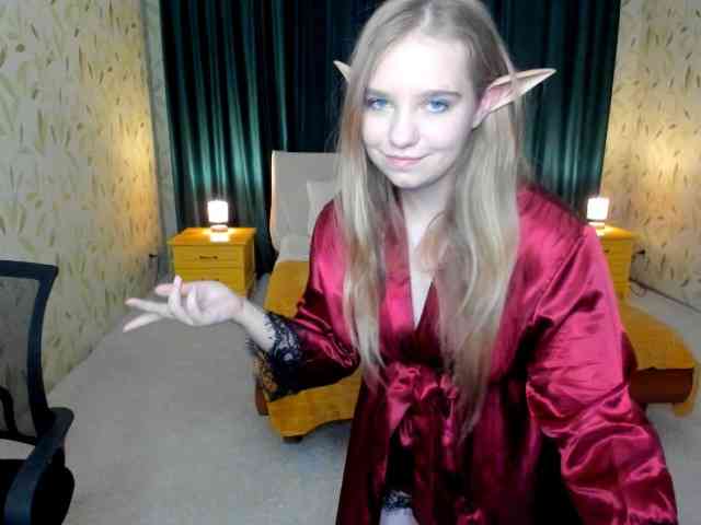 LunaCosplay webcam