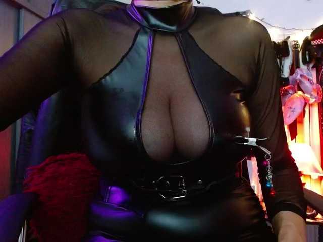 Ameliemartinez webcam