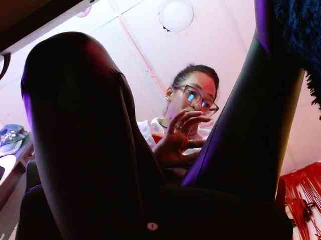 Ameliemartinez webcam