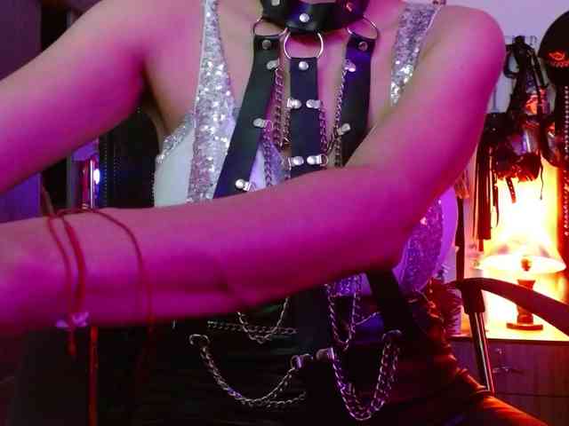 Ameliemartinez webcam