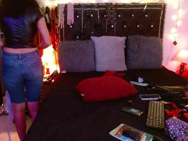 Ameliemartinez webcam