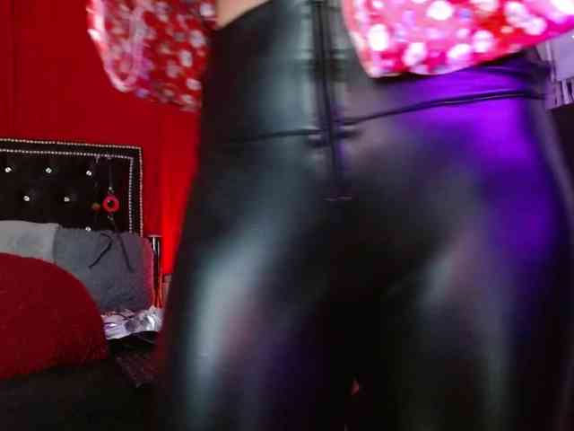 Ameliemartinez webcam