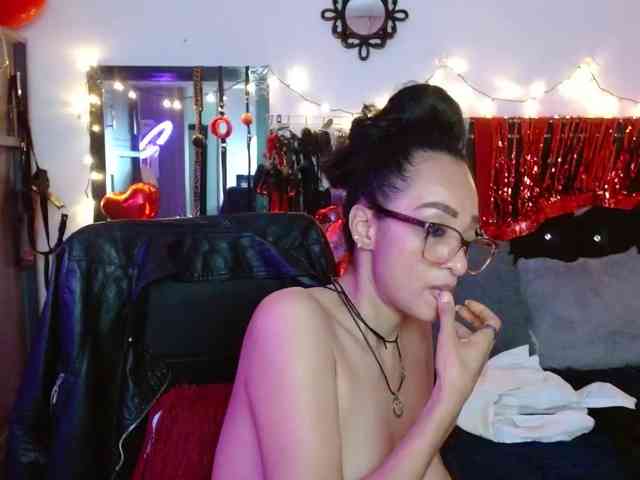 Ameliemartinez webcam