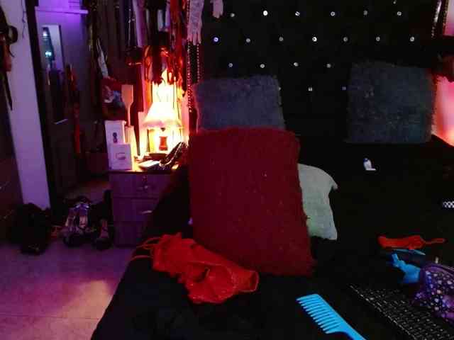 Ameliemartinez webcam