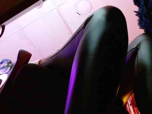 Ameliemartinez webcam