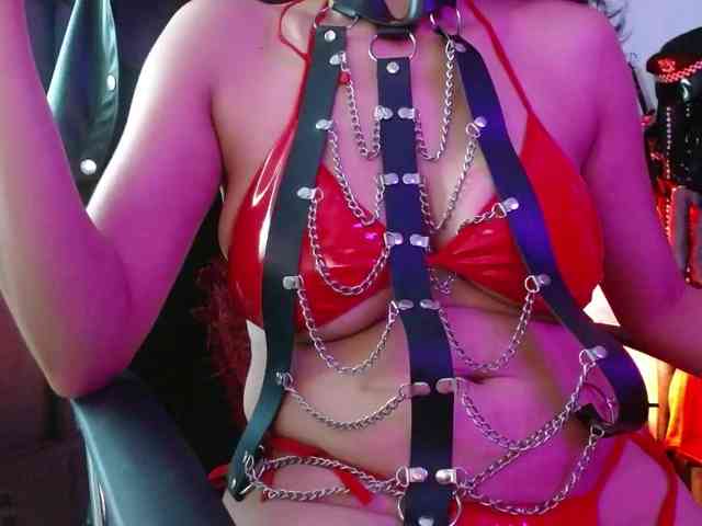 Ameliemartinez webcam