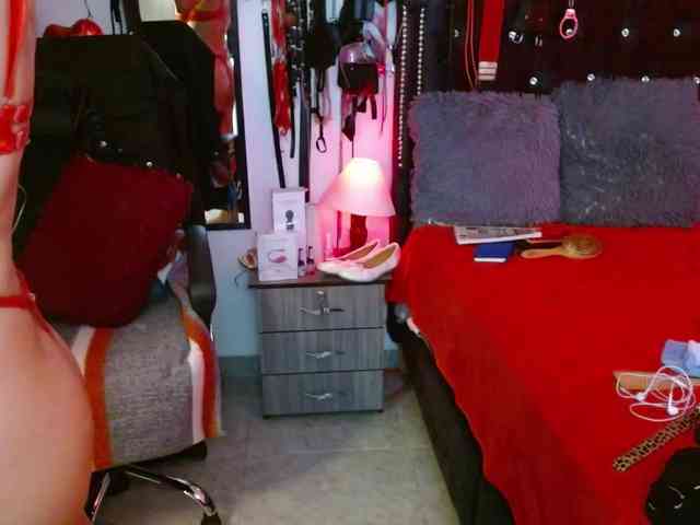 Ameliemartinez webcam