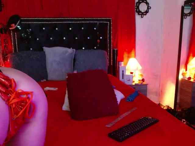 Ameliemartinez webcam