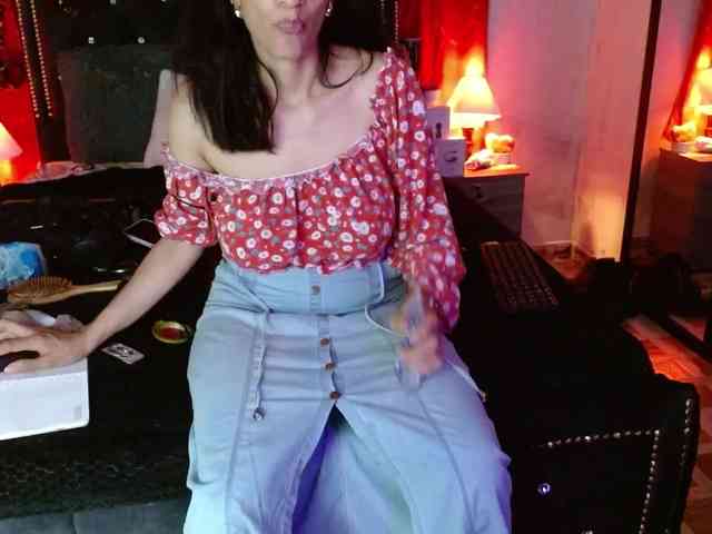 Ameliemartinez webcam