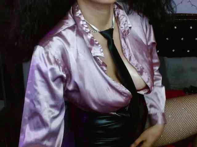 Ameliemartinez webcam