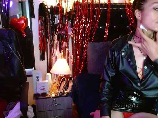 Ameliemartinez webcam