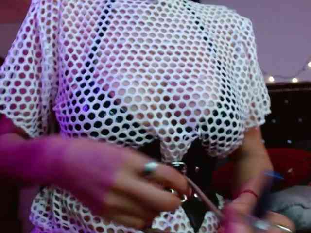 Ameliemartinez webcam