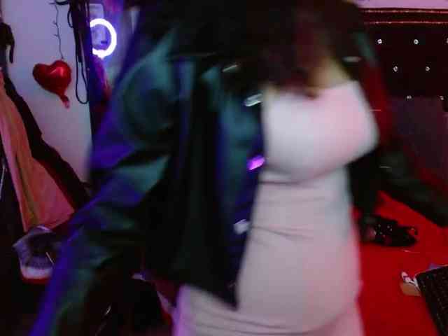 Ameliemartinez webcam