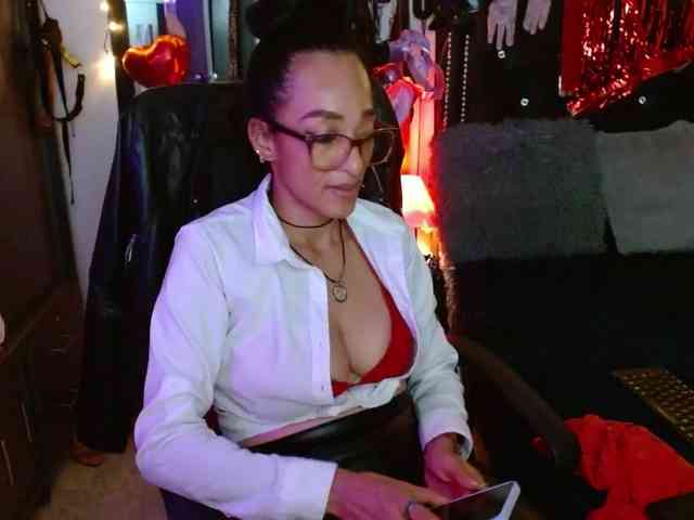 Ameliemartinez webcam