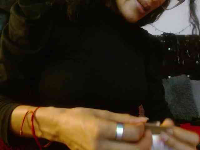 Ameliemartinez webcam