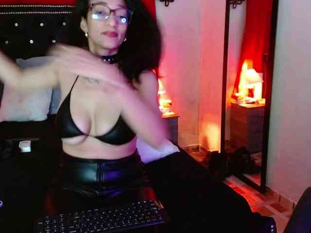 Ameliemartinez webcam