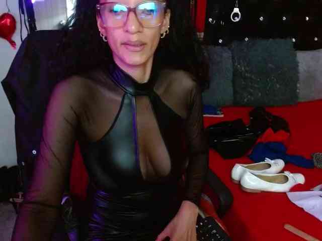 Ameliemartinez webcam