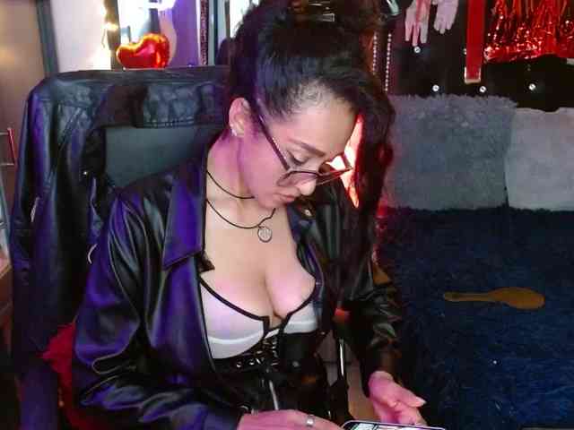 Ameliemartinez webcam