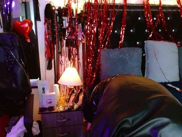 Ameliemartinez webcam