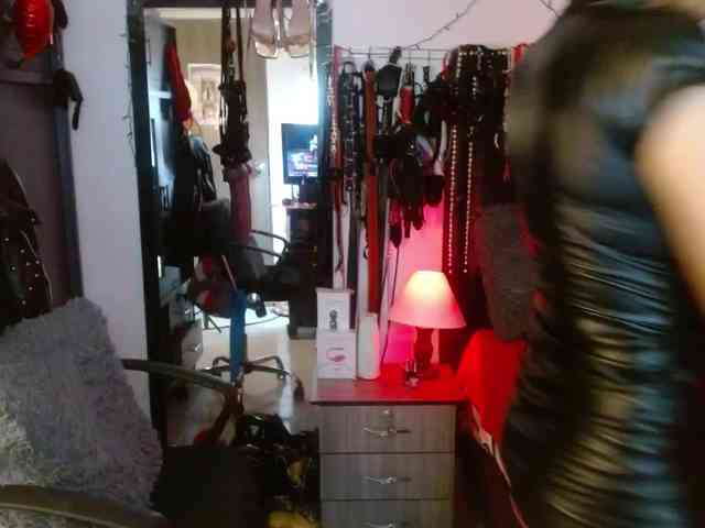 Ameliemartinez webcam