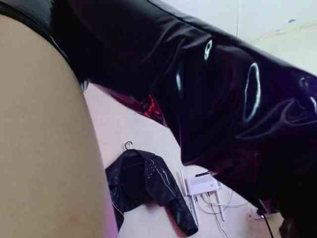 Ameliemartinez webcam