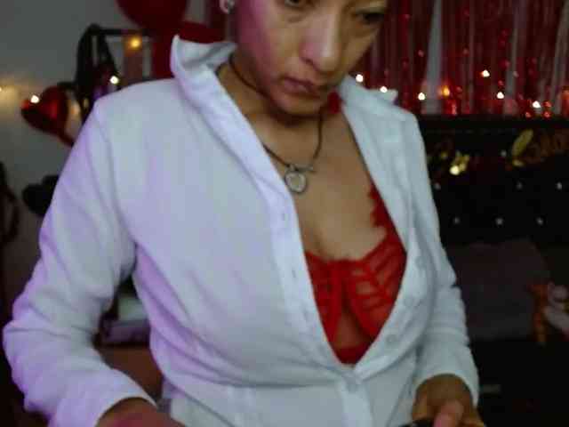 Ameliemartinez webcam