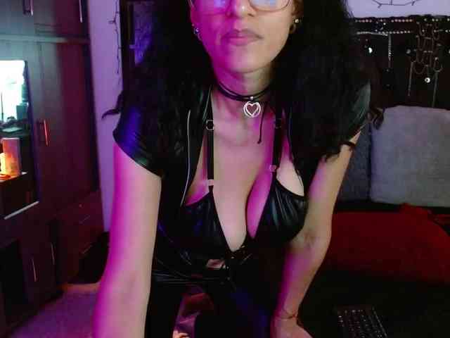 Ameliemartinez webcam