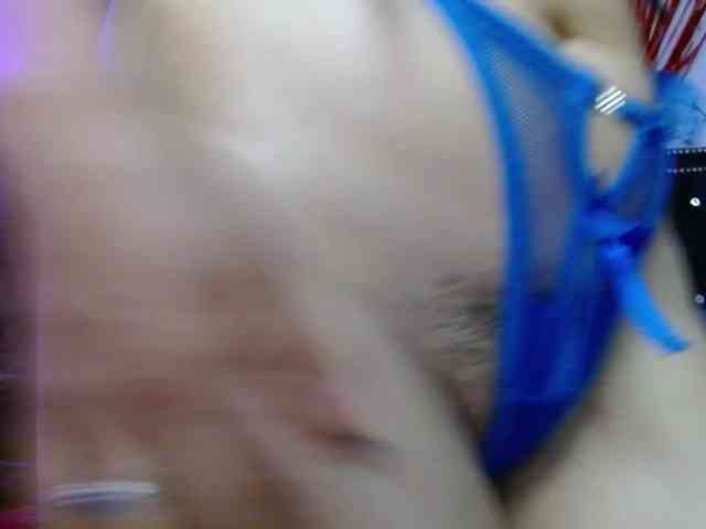 Ameliemartinez webcam