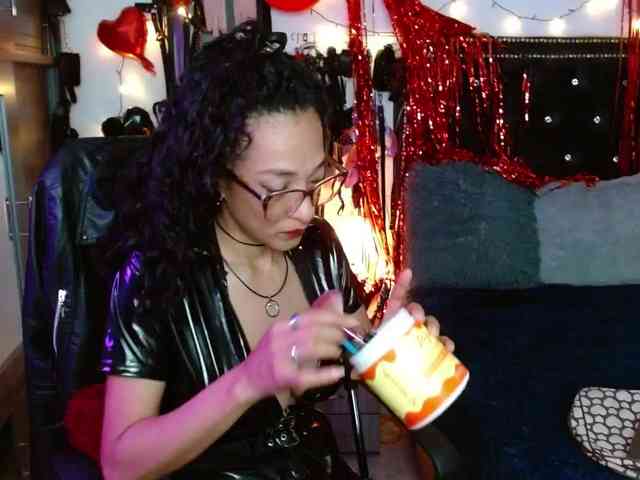 Ameliemartinez webcam