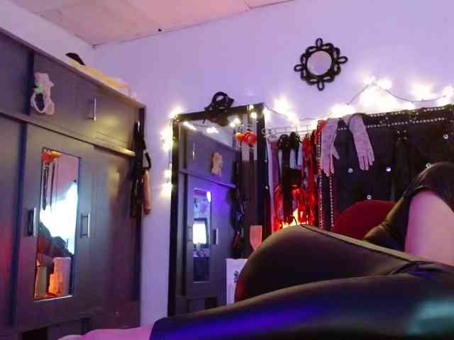 Ameliemartinez webcam