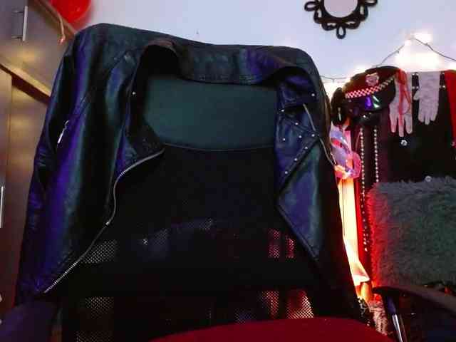 Ameliemartinez webcam