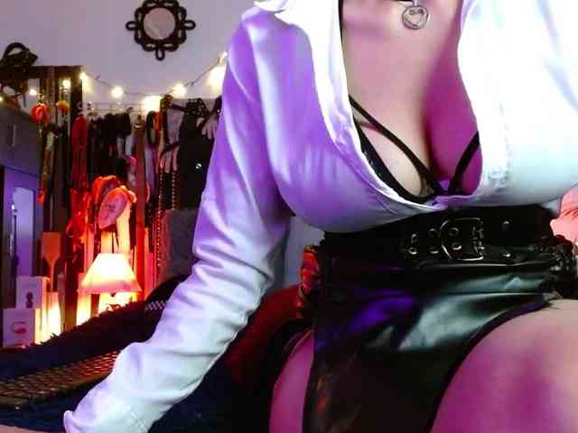 Ameliemartinez webcam