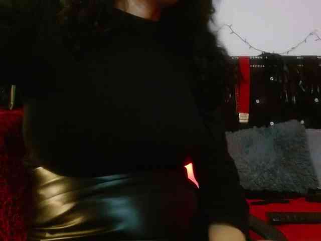 Ameliemartinez webcam