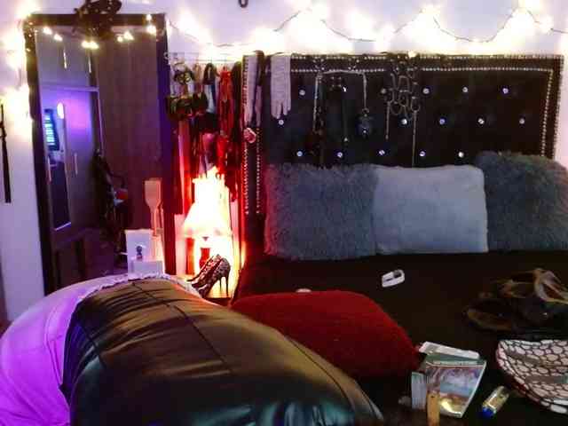 Ameliemartinez webcam