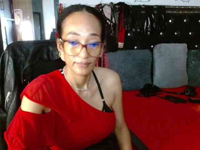 Ameliemartinez webcam