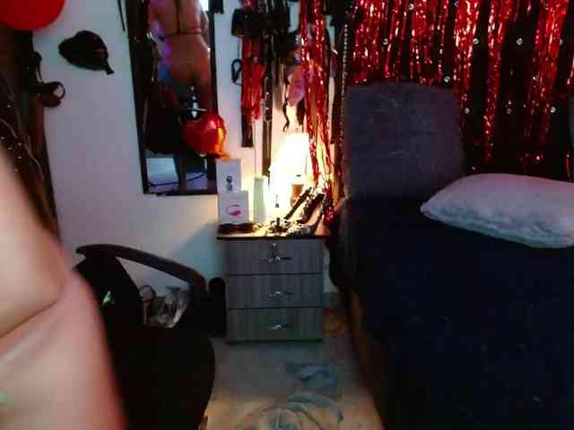 Ameliemartinez webcam