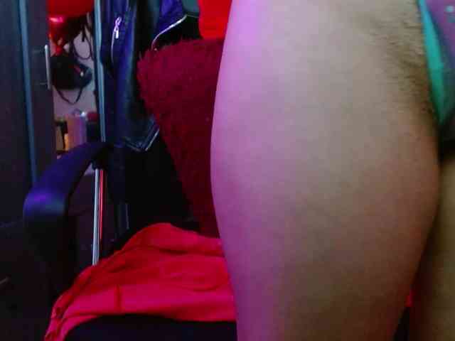 Ameliemartinez webcam