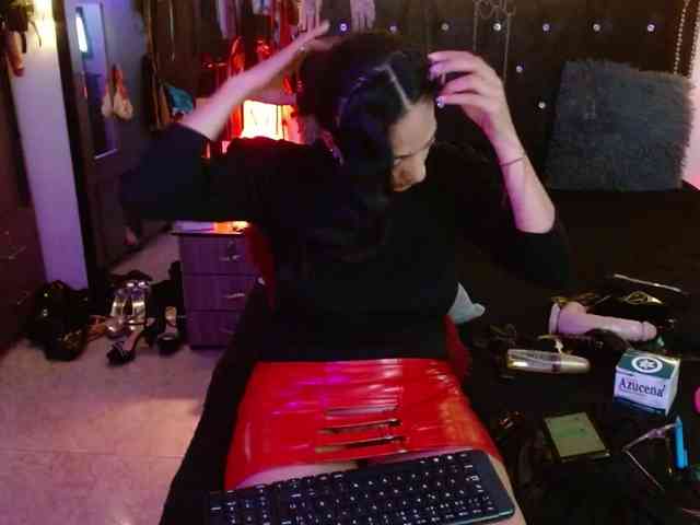 Ameliemartinez webcam